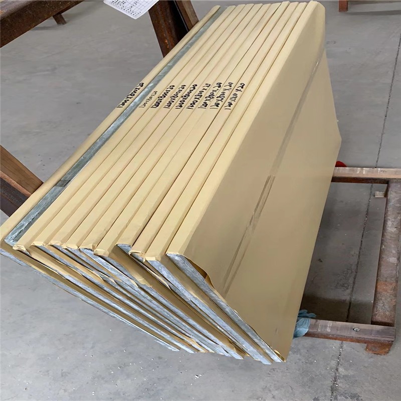 吐鲁番铅玻璃
